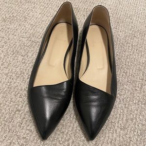 Theory black leather pointy-toed flats size 39 (approx. 8.5)